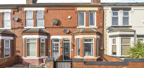 3 bedroom terraced house for sale