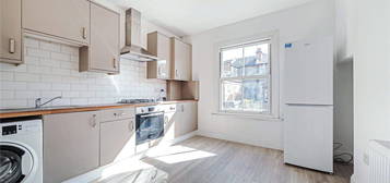 2 bed flat to rent