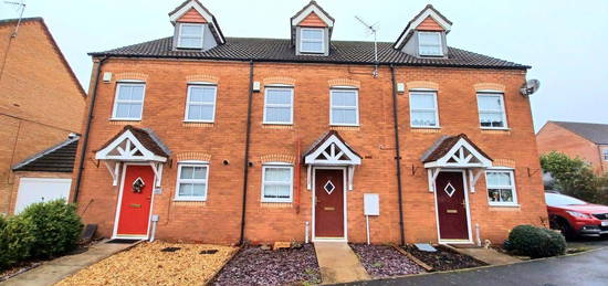 3 bed terraced house for sale