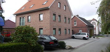 Schicke Dachgeschosswohnung mit EBK in Wittmund