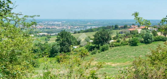 CASA INDIPENDENTE A CASALE MONFERRATO