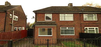 3 bedroom semi-detached house to rent