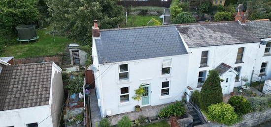 3 bed semi-detached house for sale