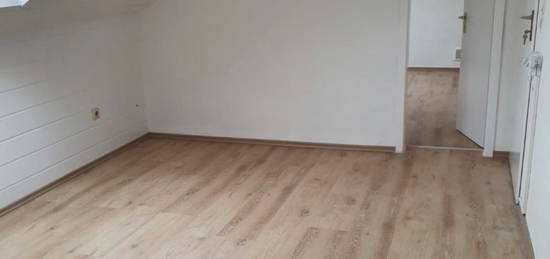 2 ZKB Dachgeschosswohnung in BISCHHEIM!!