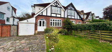 3 bedroom semi-detached house to rent