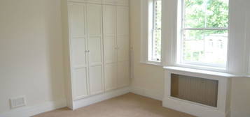 4 bed flat to rent