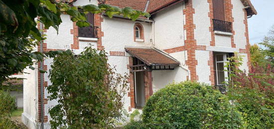 Jolie maison 1930 de caractère de 85 m2 dans rue calme Troyes