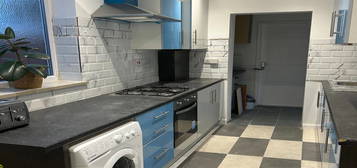 End terrace house to rent in Burns Avenue, Southall UB1