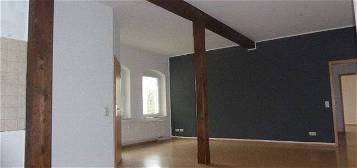 Schöne 3-Zimmer-Wohnung im ruhigen Hinterhaus eines Mehrfamilienhauses in zentraler Lage von Rudolstadt