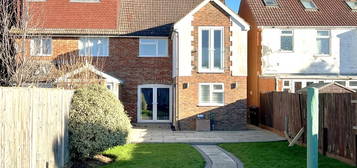 3 bed semi-detached house for sale