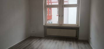 Helle 3-Zimmer Wohnung in Allensteinerstr. 50, Wuppertal-Oberbarmen!