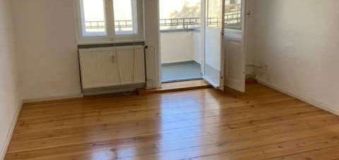 Schöne und helle 1-Zimmer -Altbauwohnung mit Balkon in Berlin Wilmersdorf / Provisionsfrei