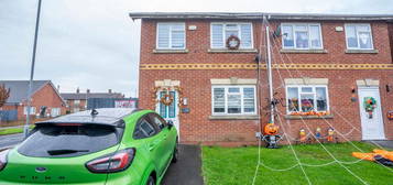 3 bed semi-detached house for sale