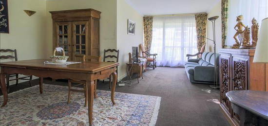 Appartement  à vendre, 4 pièces, 2 chambres, 90 m²