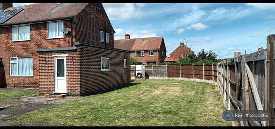 3 bedroom semi-detached house