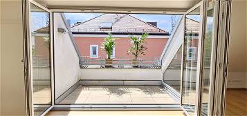 Luxus-Dachgeschoss-Wohnung in der Maxvorstadt