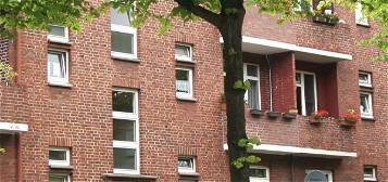 Niedliche und teilmodernisierte 1,5-Zimmer-Dachgeschoss-Wohnung mit Wohnküche im schönen, grünen Hamburg-Horn