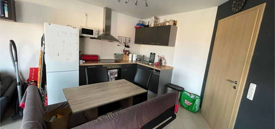 Stilvolle 3-Zimmer-Wohnung mit Balkon und EBK in Hattersheim am Main