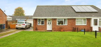 2 bedroom semi-detached bungalow for sale