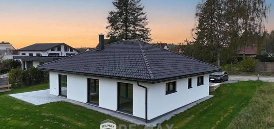 "Lebensqualität pur: Ihr Bungalow im Grünen!"