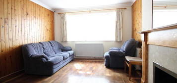 3 bedroom flat to rent