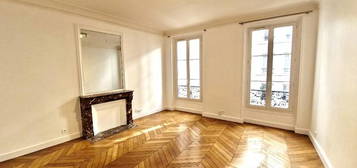 A LOUER BEL APPARTEMENT 3P 72M² RUE DE RIVOLI