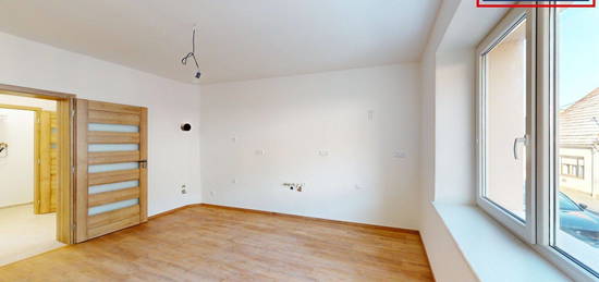 Dům, 102 m² + 655 m² pozemek, Lhotka, Koryčany