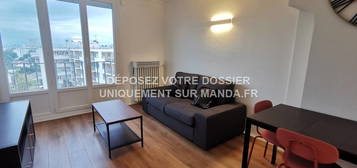 Appartement meublé  à louer, 4 pièces, 3 chambres, 63 m²