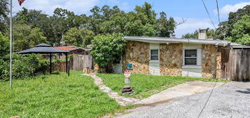 1709 W Humphrey St, Tampa, FL 33604