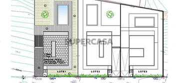 Moradia T5 NOVA com piscina | Loures