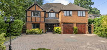 5 bedroom detached house for sale