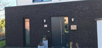 Neuwertige und Stilvolle Doppelhaushälfte in Wolfsburg/ Ehmen zu