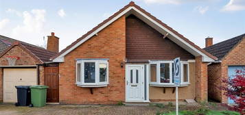 4 bed bungalow for sale