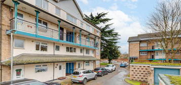 2 bedroom ground maisonette