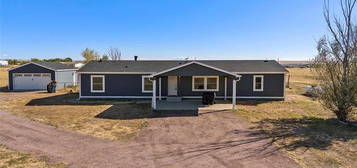 210 Longhorn Cattle Dr, Calhan, CO 80808