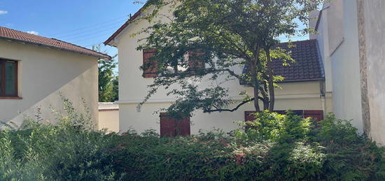 Maison  à vendre, 4 pièces, 2 chambres, 86 m²