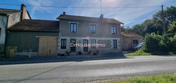 Charmante maison de 6 pièces avec jardin arboré et dépendances à Bonnat.