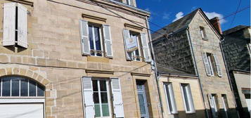 Brive Centre Ville Maison avec cour intérieure