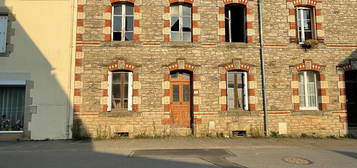 Maison à rénover au Roc-Saint-André.