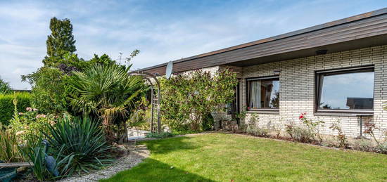 Großartiger Bungalow  mit viel Platz in ruhiger Lage