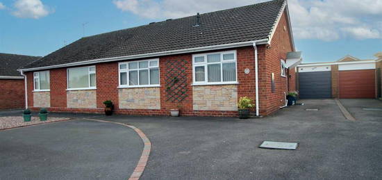 2 bedroom semi-detached bungalow for sale