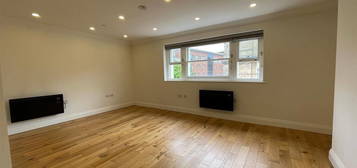 Flat to rent in Marine House, 23 Mount Stuart Square, Cardiff CF10