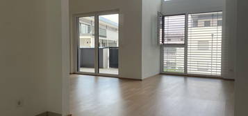 Moderne Wohnung auf 2 Ebenen mit großzügigen Räumen