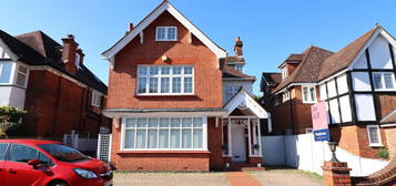 Detached house to rent in Walpole Road, Surbiton KT6