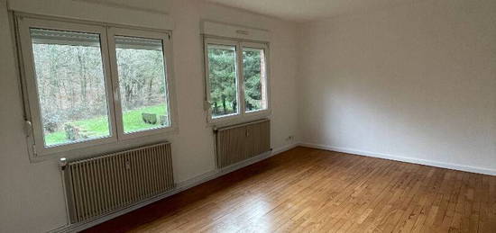 Appartement  à louer, 3 pièces, 2 chambres, 60 m²