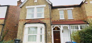 3 bed property to rent