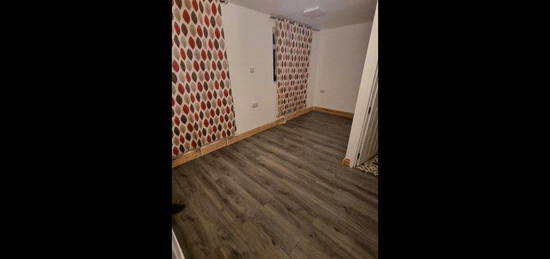 1 bed flat to rent