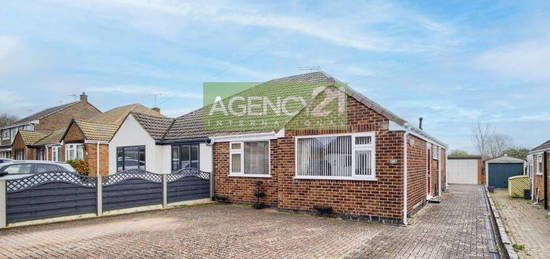 Bungalow to rent in Greville Smith Avenue, Whitnash CV31