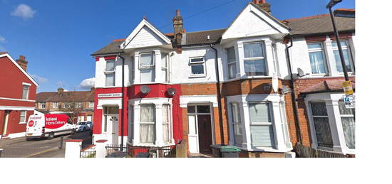 Flat to rent in Sherringham Avenue, Tottenham, London N17