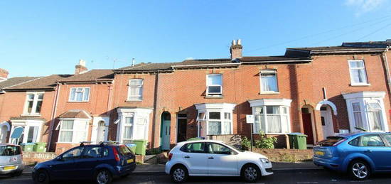 5 bedroom terraced house